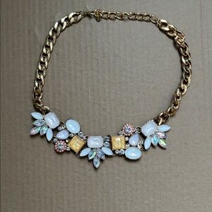 Elegant Gold and White Necklace